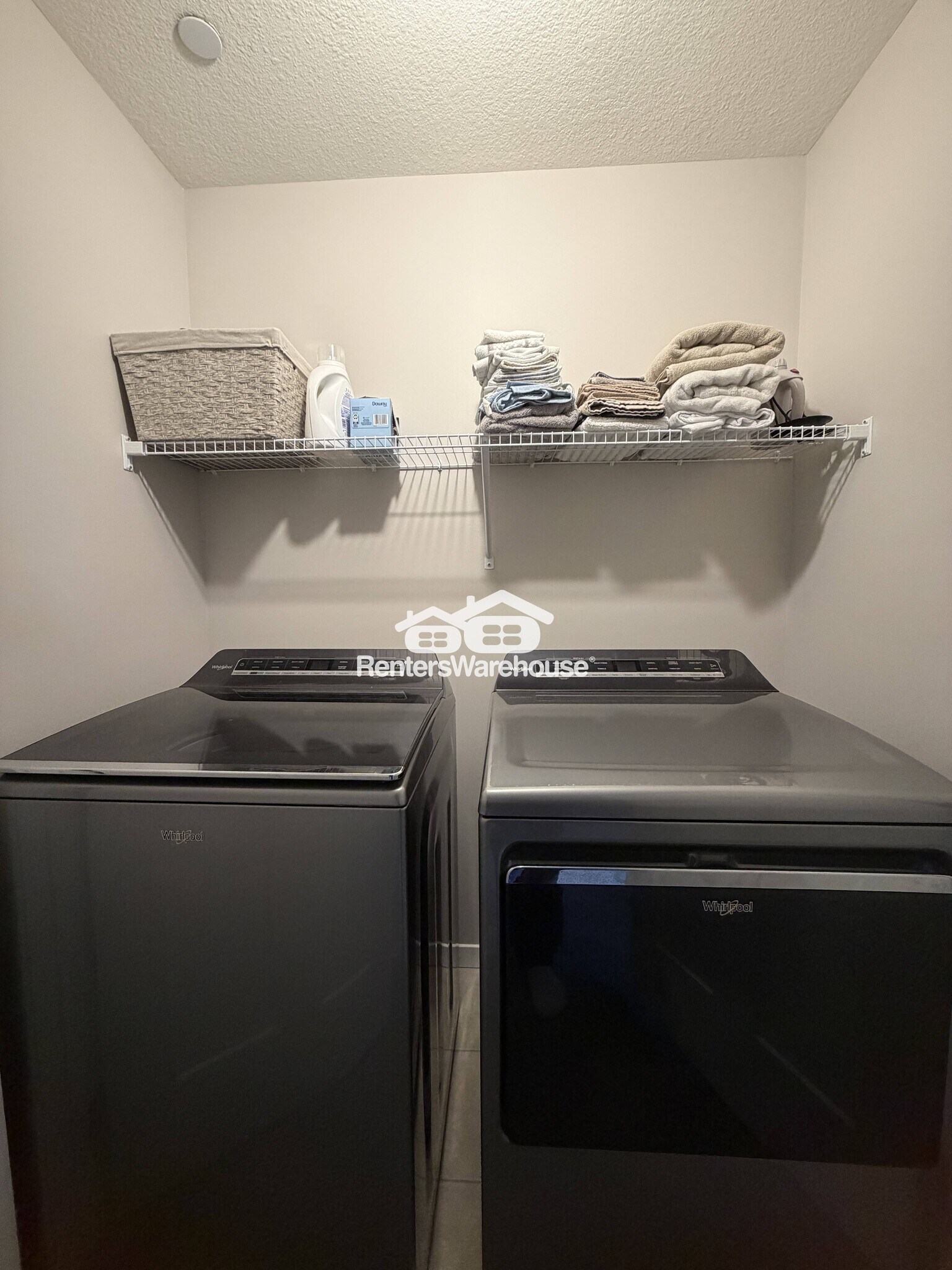 Building Photo - 642 Shardlow Ln NE