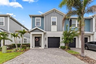 Building Photo - 2872 Grand Kemerton Pl