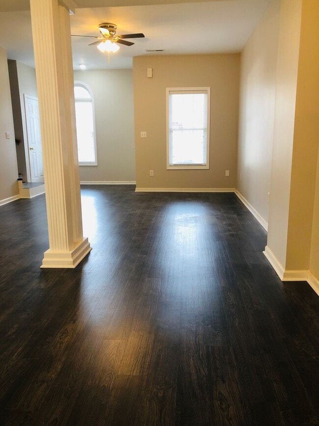 Building Photo - Close to Downtown Greer - this is a Fantastic 2 Bedroom, 2.5 Bathroom end unit condo that offers ...