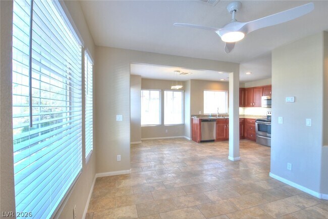 Building Photo - 8400 Tiger Woods Ave