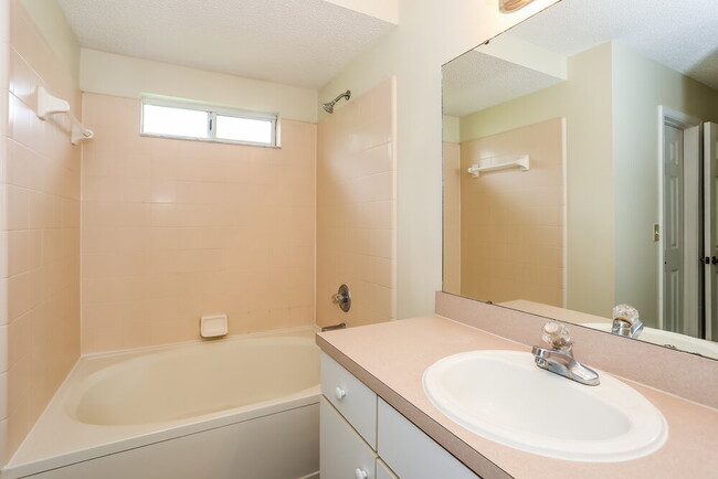 Building Photo - 11141 Coldfield Dr