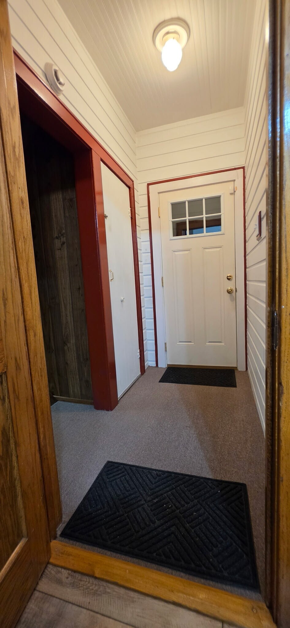 Building Photo - 5019 Homerlee Ave