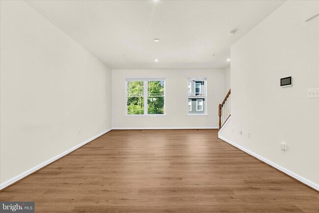 Building Photo - 1110 Thomas Trl