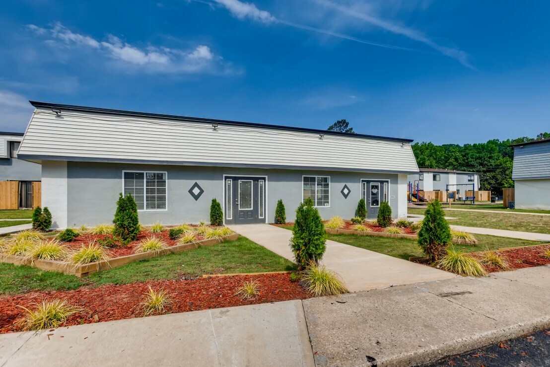 Crystal At Camp Creek Atlanta Ga Apartment Finder