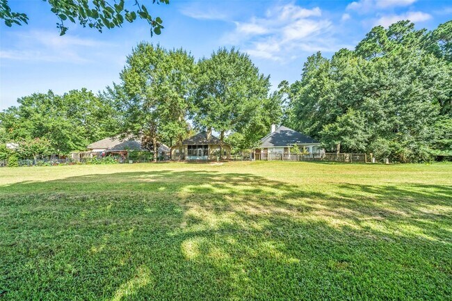 Building Photo - 3019 Ramblewood Rd