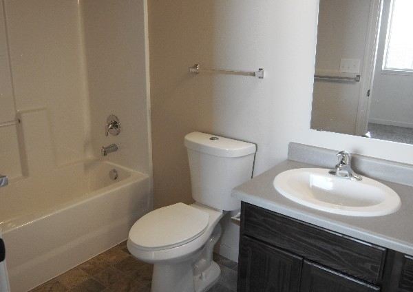 Building Photo - 5265 Mesquite Dr