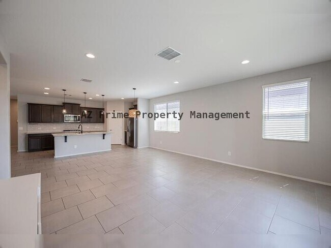 Building Photo - 2841 W Apollo Rd