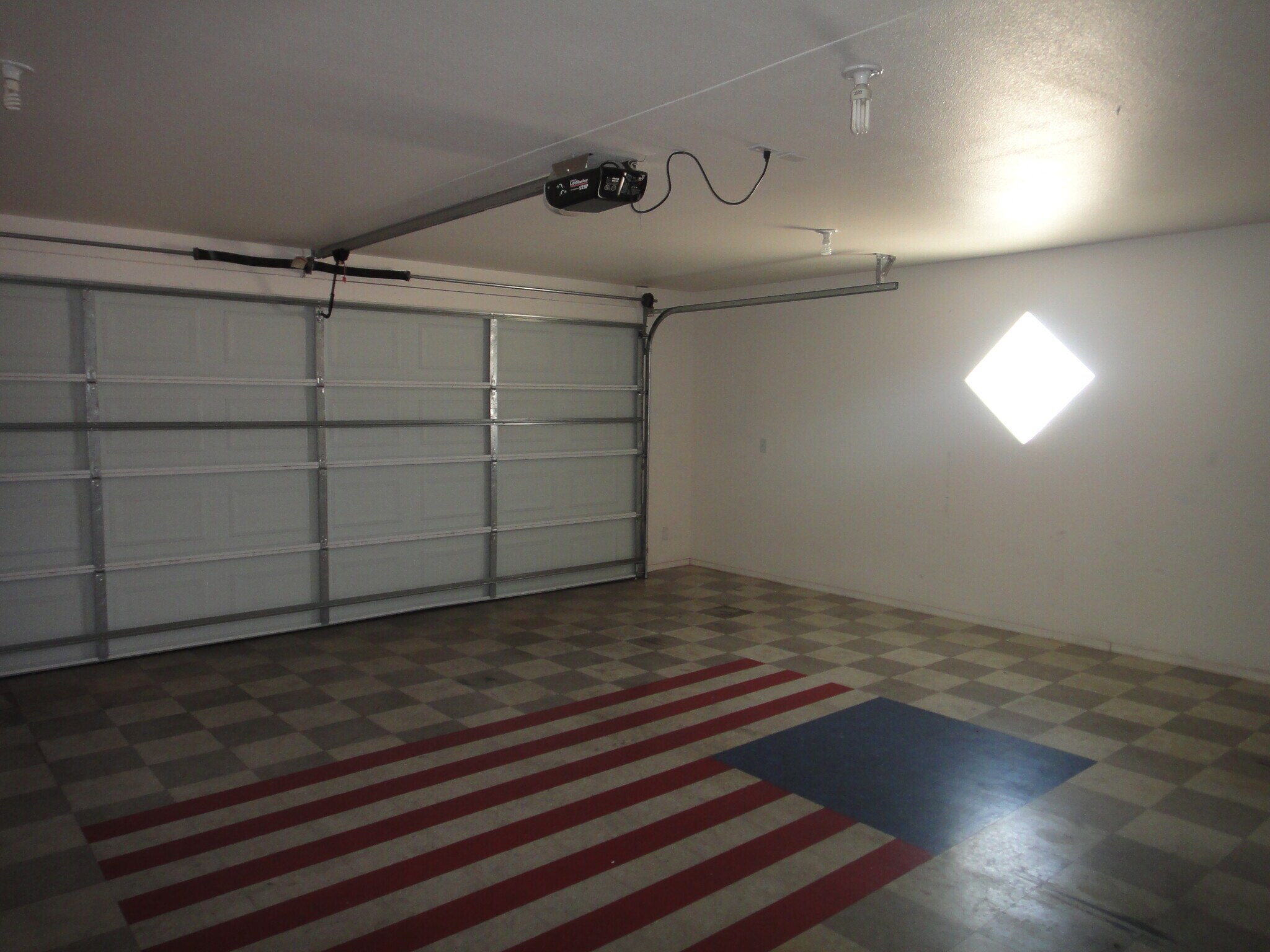 Building Photo - 3894 Bluegrass Ct