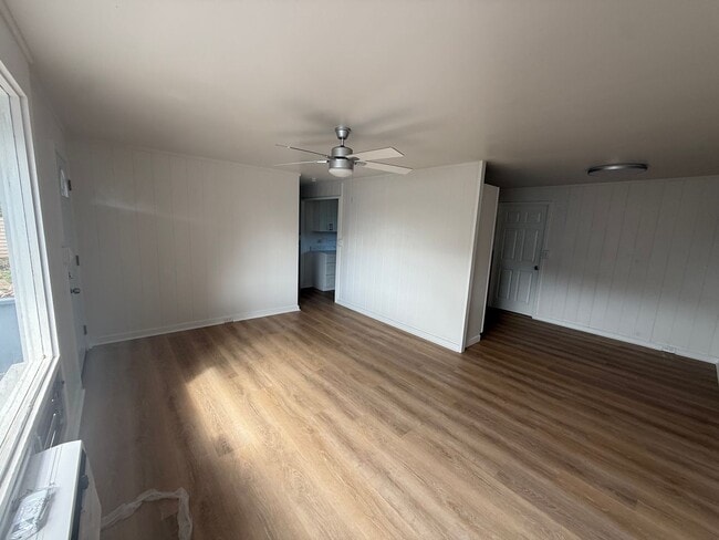 Building Photo - Fully renovated Laukona 5 bed 3 bath home