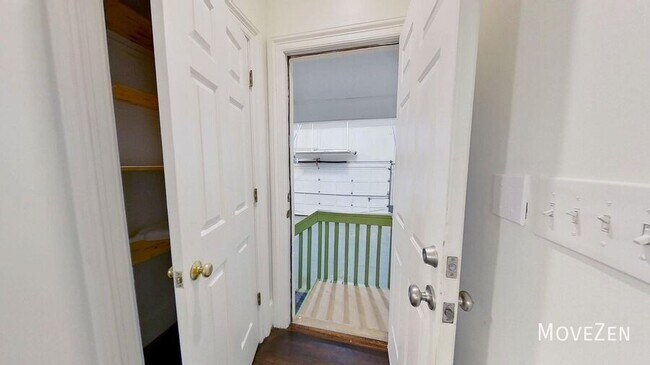 Building Photo - 5630 Colony Crossing Dr