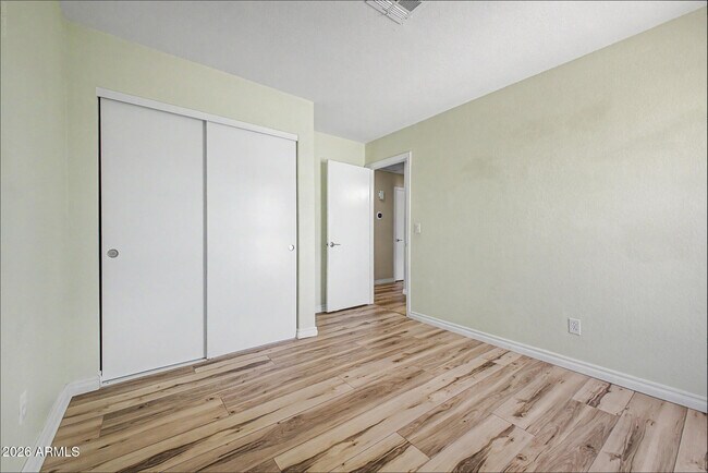 Building Photo - 20615 N 4th Ave