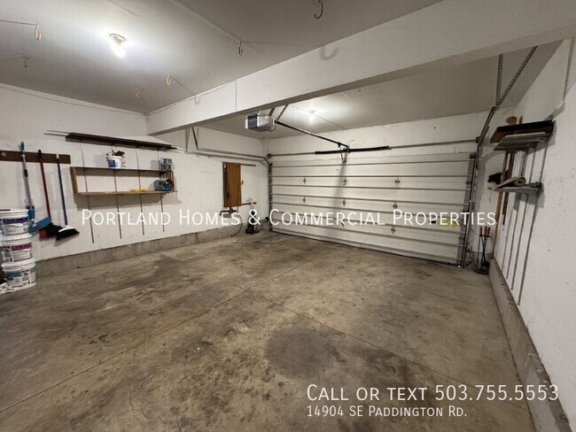 Building Photo - 14904 SE Paddington Rd