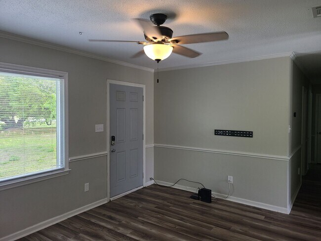 Building Photo - 2082 NC-172