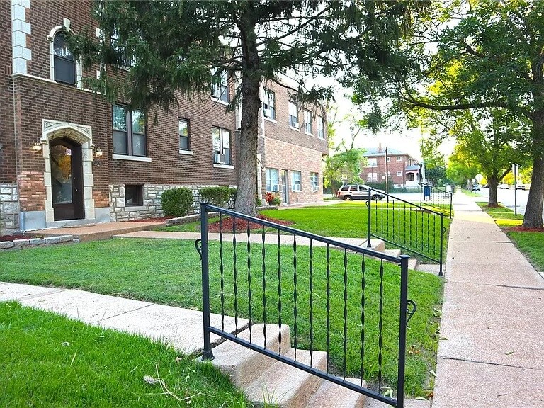 Building Photo - 3844 Wilmington Ave