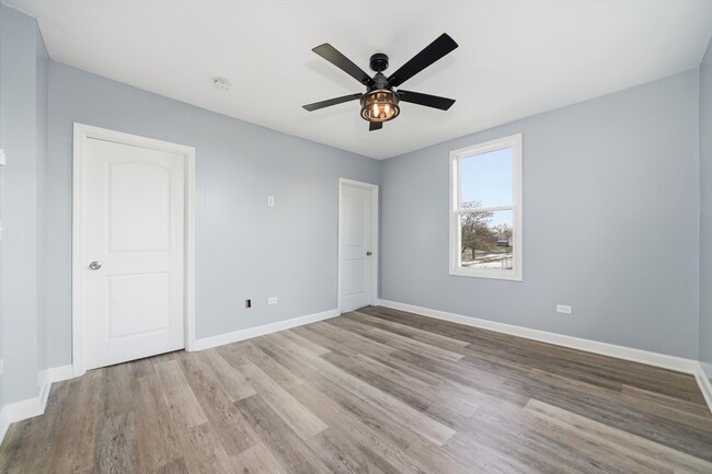 Building Photo - 1504 Hanover St