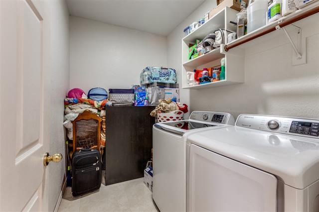 Building Photo - 8133 Skyridge Dr