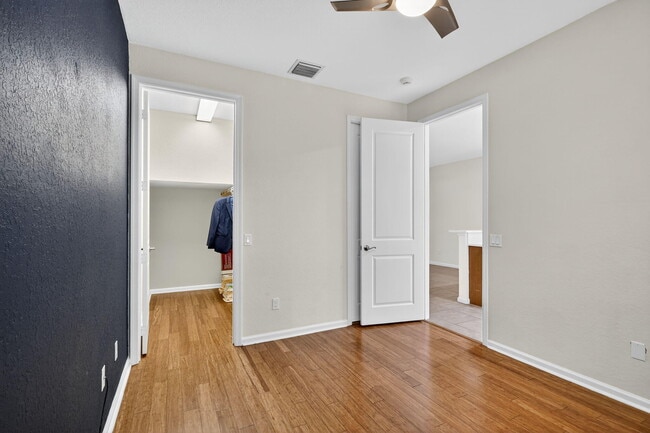 Building Photo - 7458 Sarentino Ln