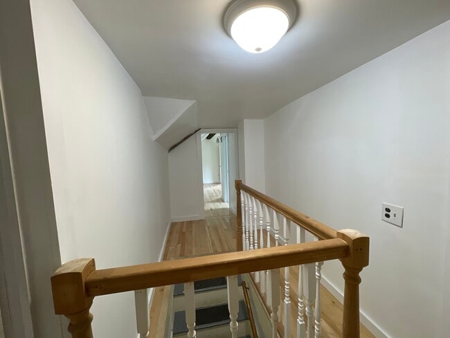 Building Photo - Buxton