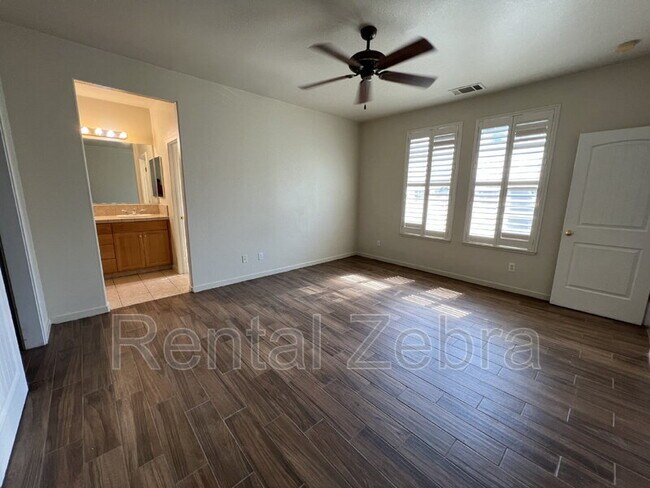 Building Photo - 1359 Rincon Dr