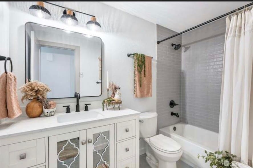 Building Photo - 2411 Cedar Rd