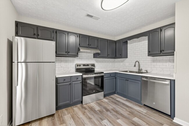 Building Photo - 601 E Grundy St