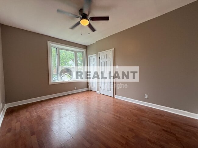 Building Photo - 128 W 31st St