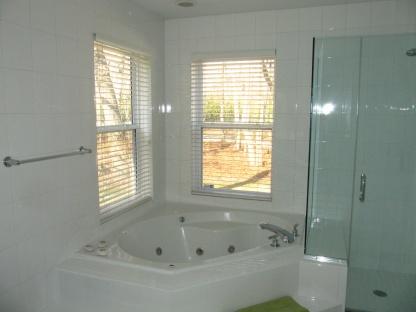 Building Photo - 11 Monument Ln