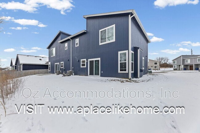 Building Photo - 217 McGee St