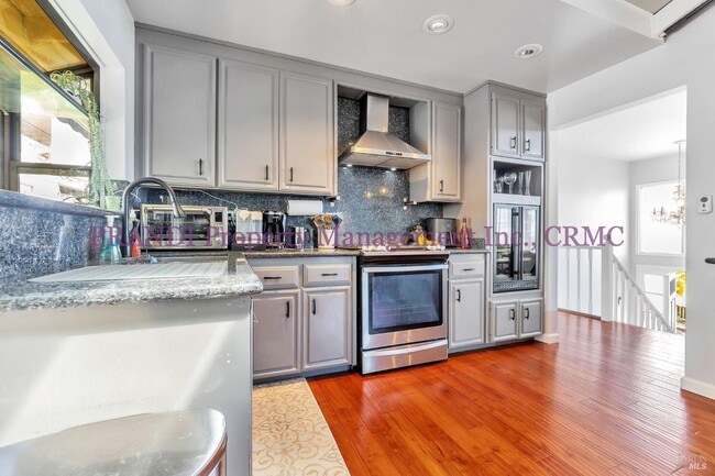Building Photo - San Rafael View Home with Modern Upgrades!