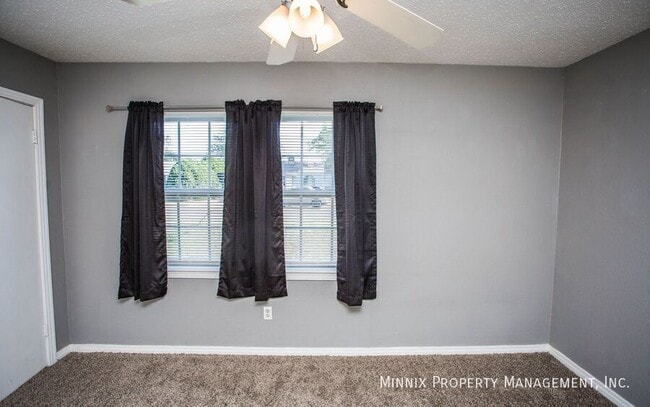 Building Photo - 4611 33rd St