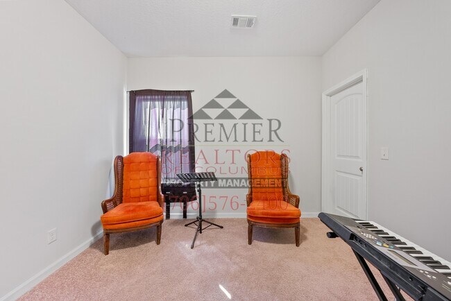 Building Photo - 5116 Magazine Ln