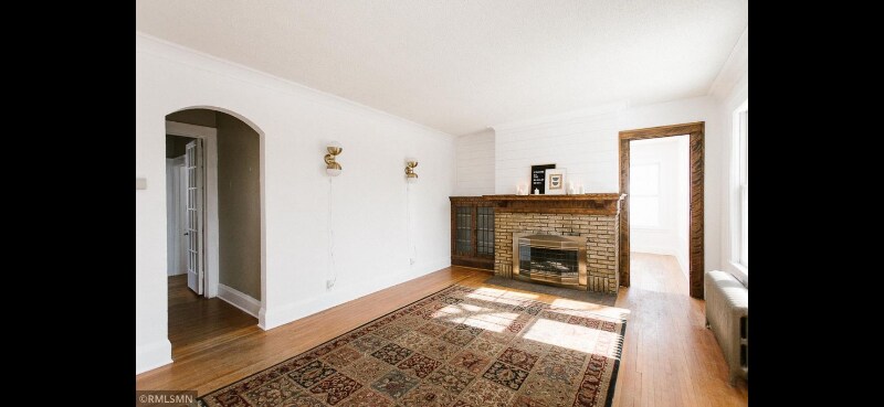 Primary Photo - 1070 Bradley St