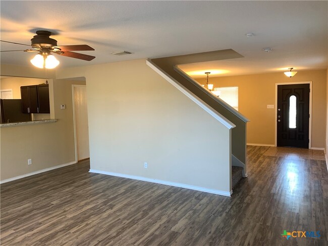 Building Photo - 381 Copper Path Dr