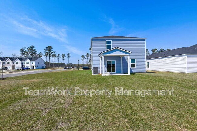 Building Photo - 376 Tiliwa St