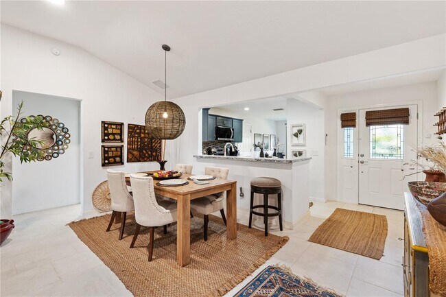 Building Photo - 2160 Biller Cir