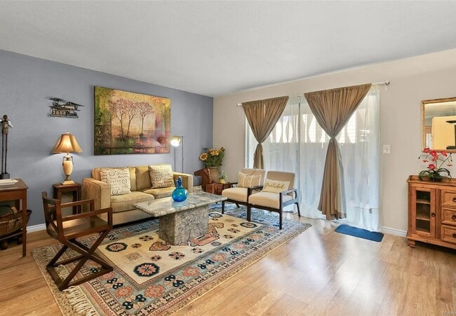 Building Photo - 2-Bedroom / 1-bath Charming Coronado Villa...