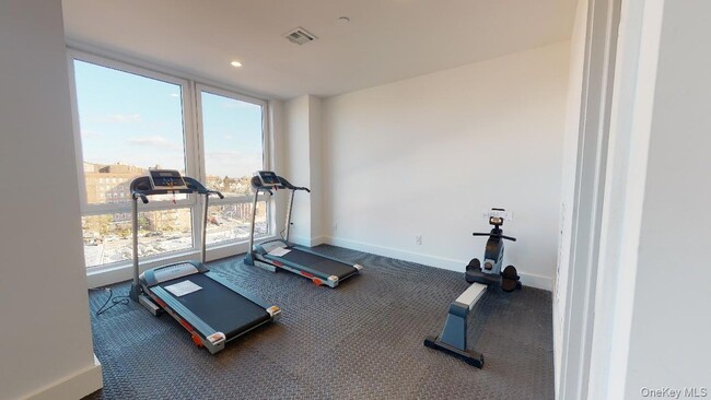 Building Photo - 138-28 Queens Blvd