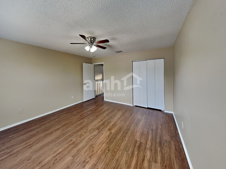 Building Photo - 317 Morning Creek Cir