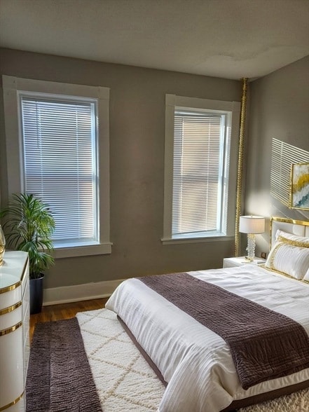 Building Photo - 529 Union St