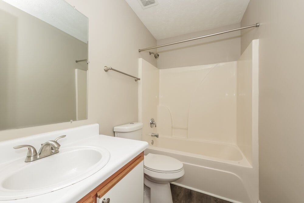 Building Photo - 1318 Lyndsey Ridge Dr