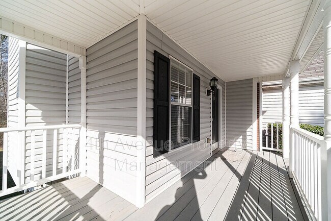 Building Photo - 50 Camerons Way