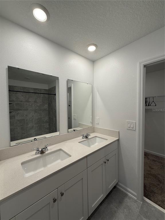 Building Photo - 425 Sandbar Ln