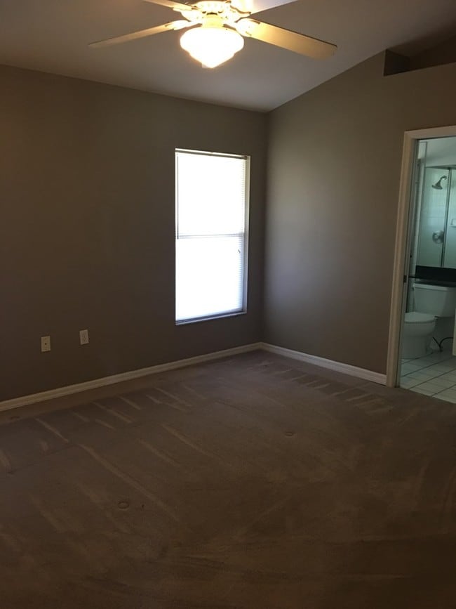Building Photo - 4821 Doc Dr
