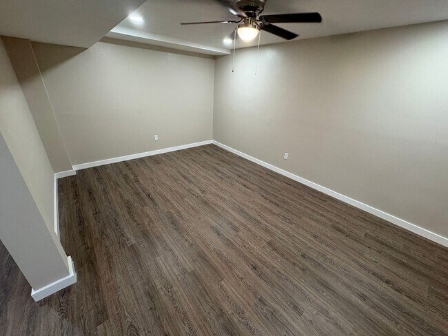 Building Photo - 1614 Shady Cir