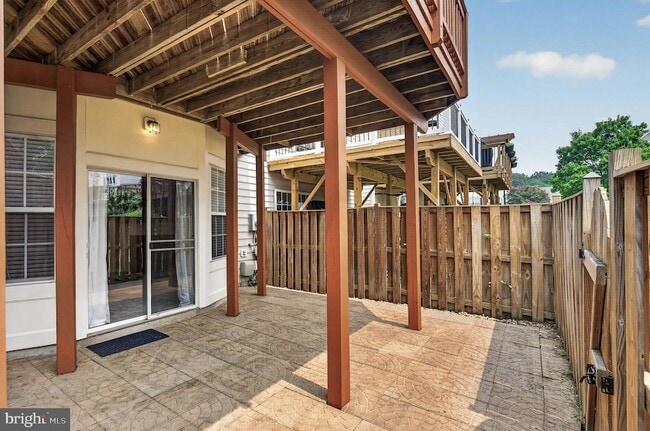 Building Photo - 6805 Oregano Ln