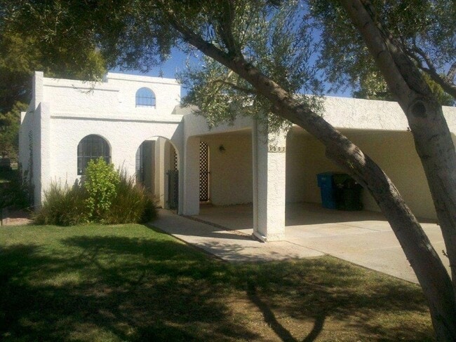 Primary Photo - E Cheryl Dr