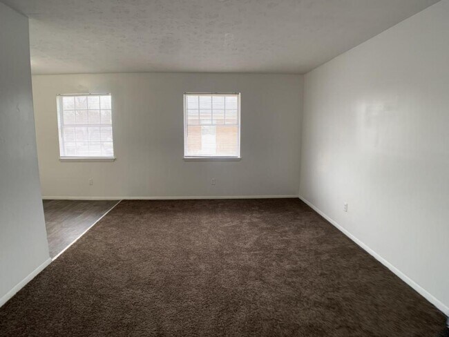 Building Photo - 6510 Hackel Dr