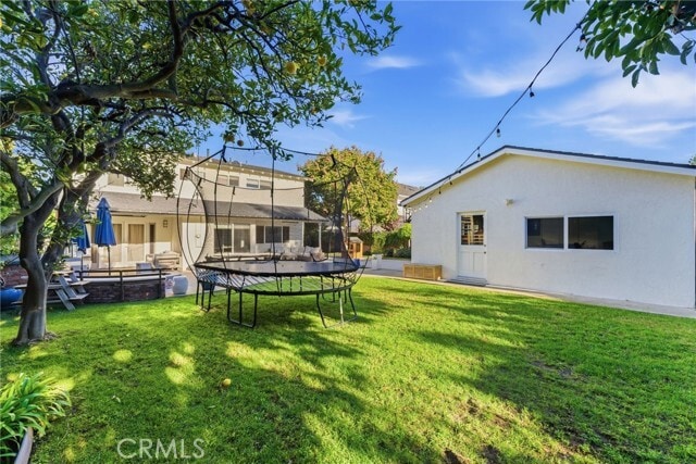 Building Photo - 285 Sierks St