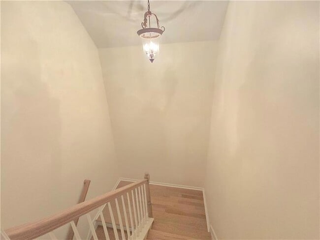 Building Photo - 12592 Waterside Dr