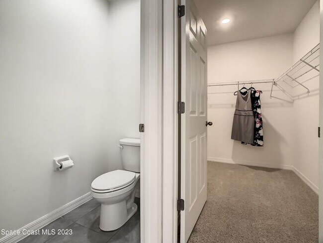 Building Photo - Charming SFH in Cypress Bay Preserve